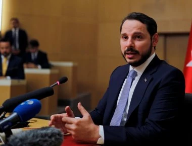 Μπεράτ Αλμπαϊράκ: « Η Γαλλία και η Τουρκία συμμερίζονται την ίδια θέση εναντίον των μονομερών αποφάσεων των ΗΠΑ»